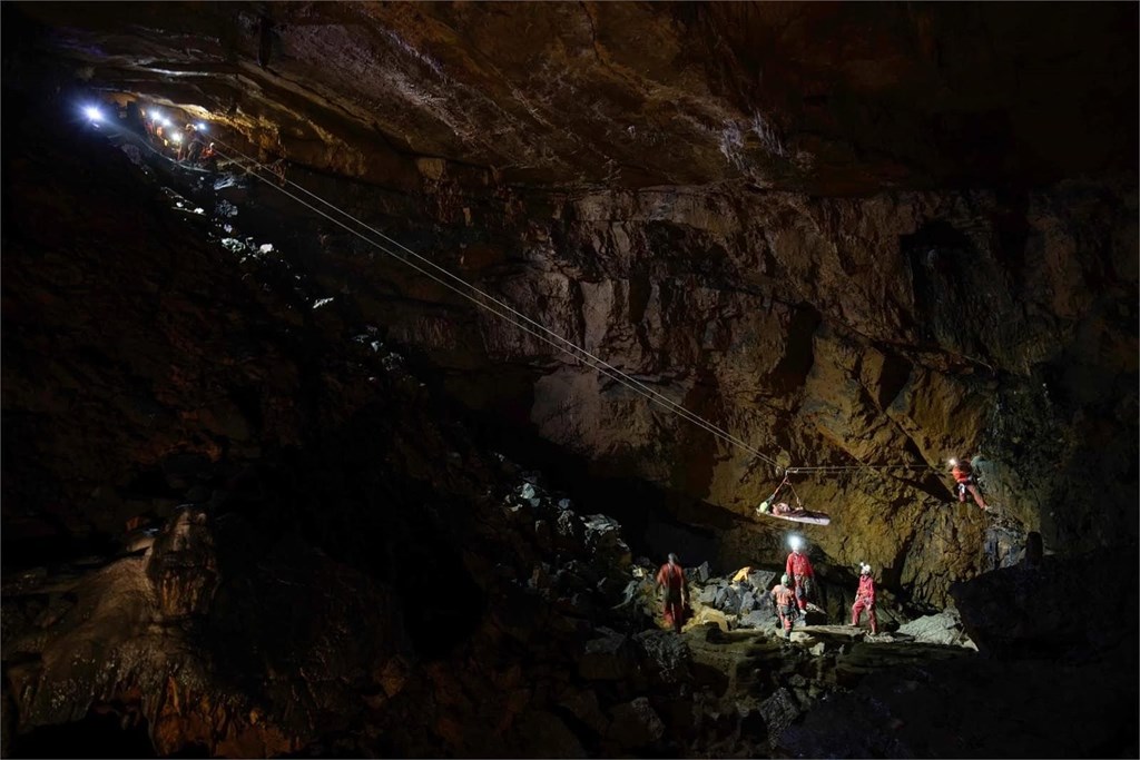 Complex Medical & Technical Cave Rescue Workshop